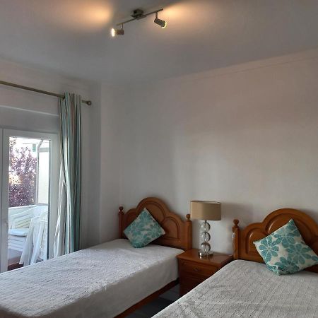 Regueiro Quarteira Beach Apartment Екстериор снимка