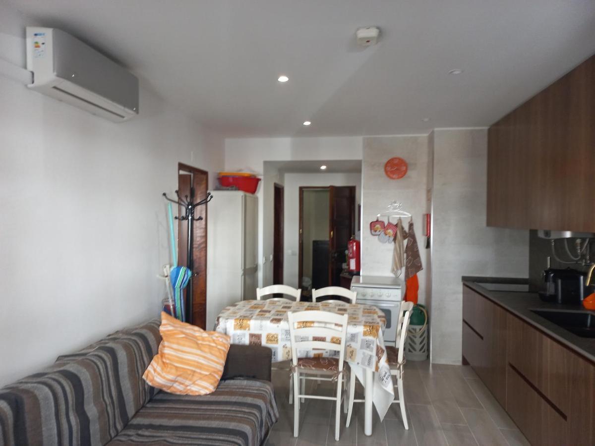Regueiro Quarteira Beach Apartment Екстериор снимка